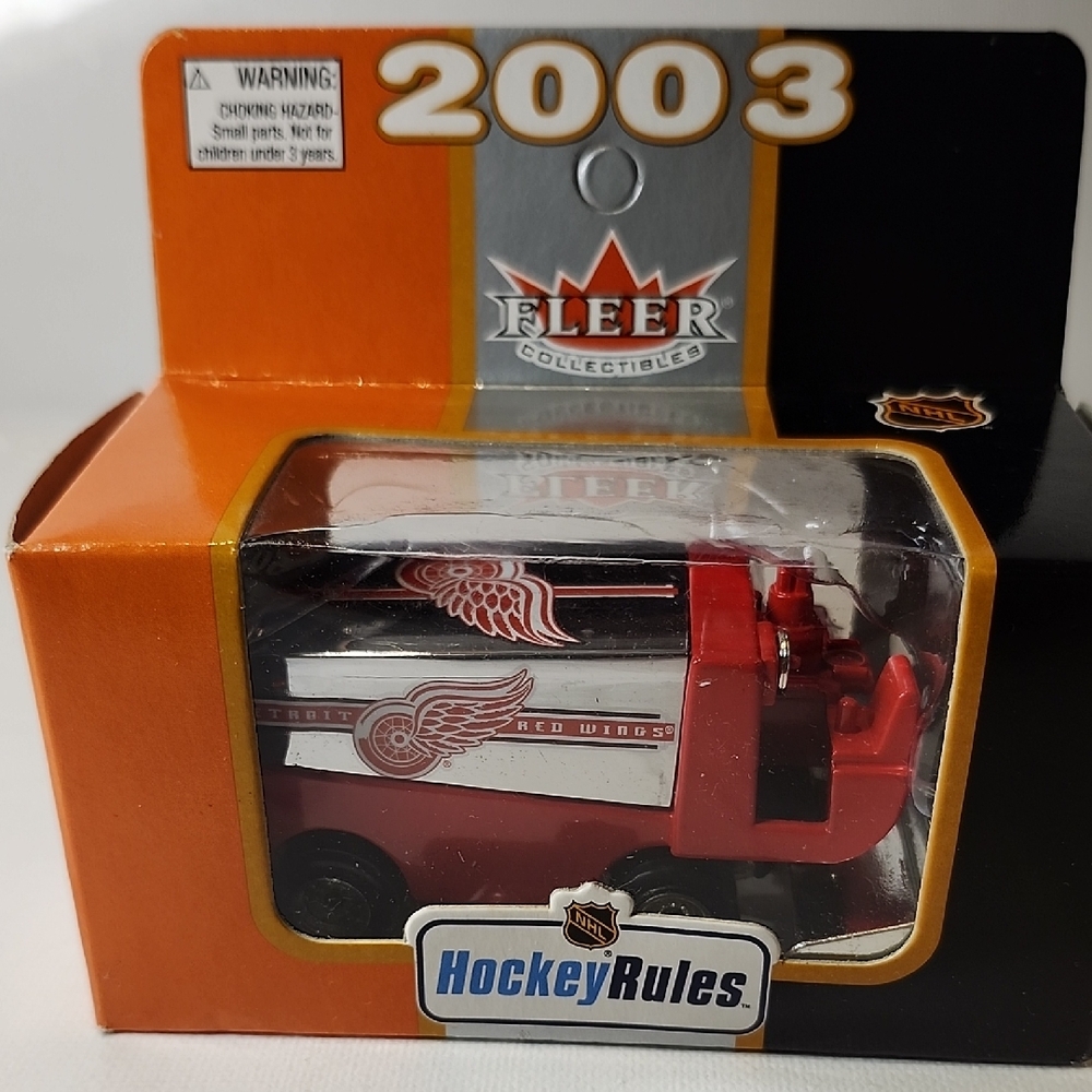 NHL Team Collectible Zamboni Ice Resurfacing Machine 1:50